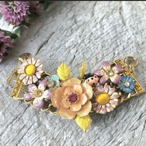 Betsey Johnson Vintage Chunky Garden Party Pastel Floral Toggle Bracelet